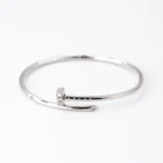 Taş Detaylı Orijinal Silver Çivi Kelepçe