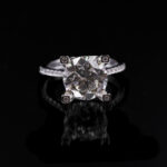 8 Karat Dört Tırnak G Mozanit Tektaş Yüzük