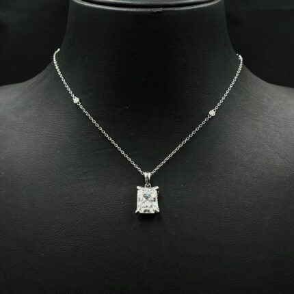 5 Karat G Mozanit Kolye