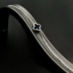 Siyah Mine Silver Mini Tekli Yonca Bileklik