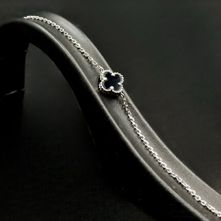 Siyah Mine Silver Mini Tekli Yonca Bileklik